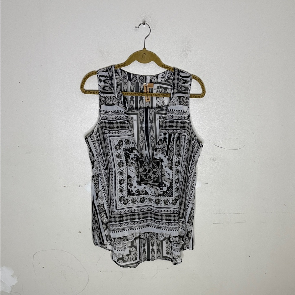 Eyeshadow Black and White Polyester Sleeveless Split Neck Top Size Large